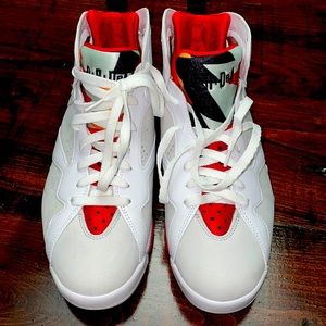 Like new worn a few times got these on stock x